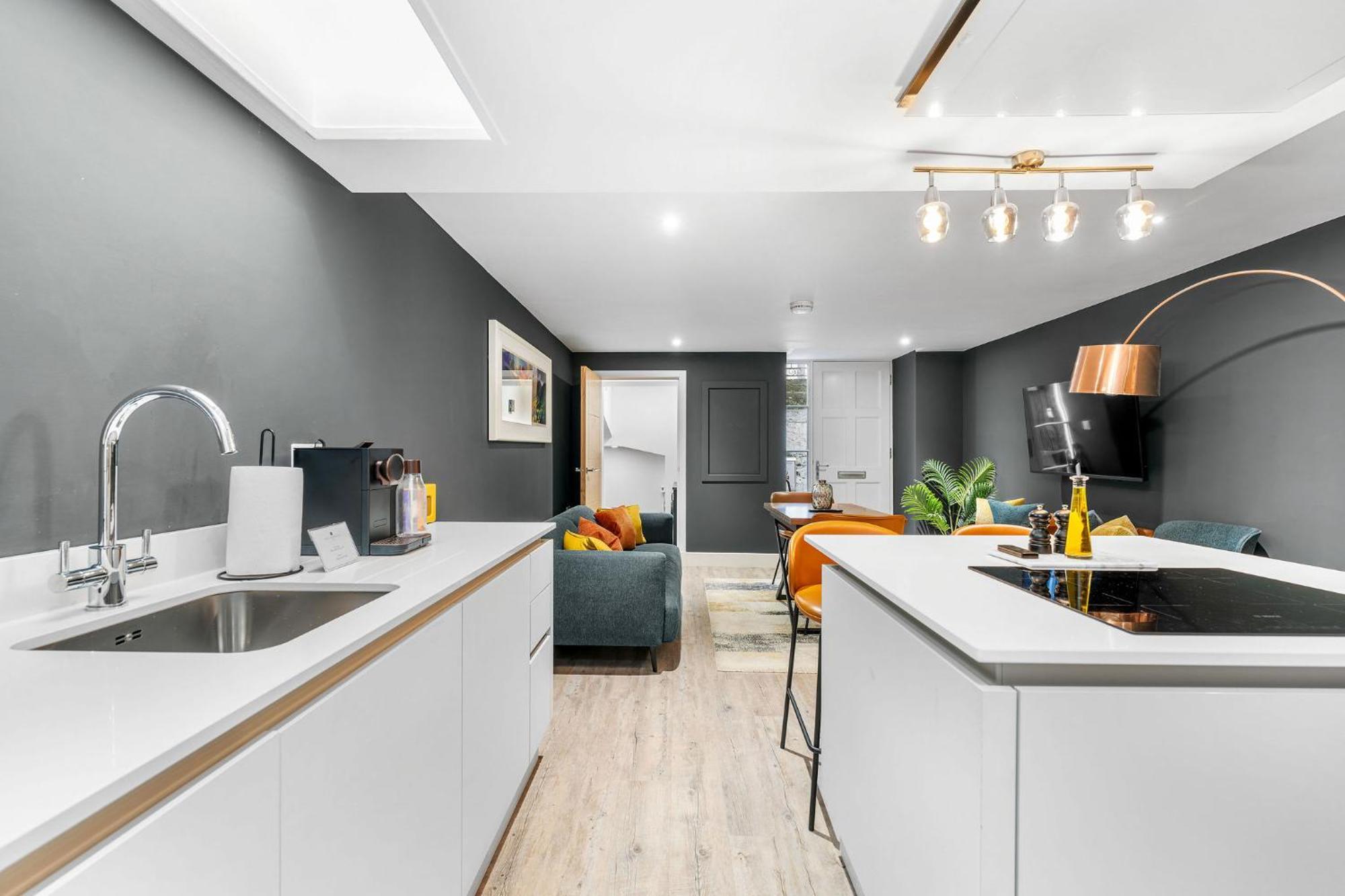 Righ Properties - Luxury West End Artisan Apartment Единбург Екстер'єр фото