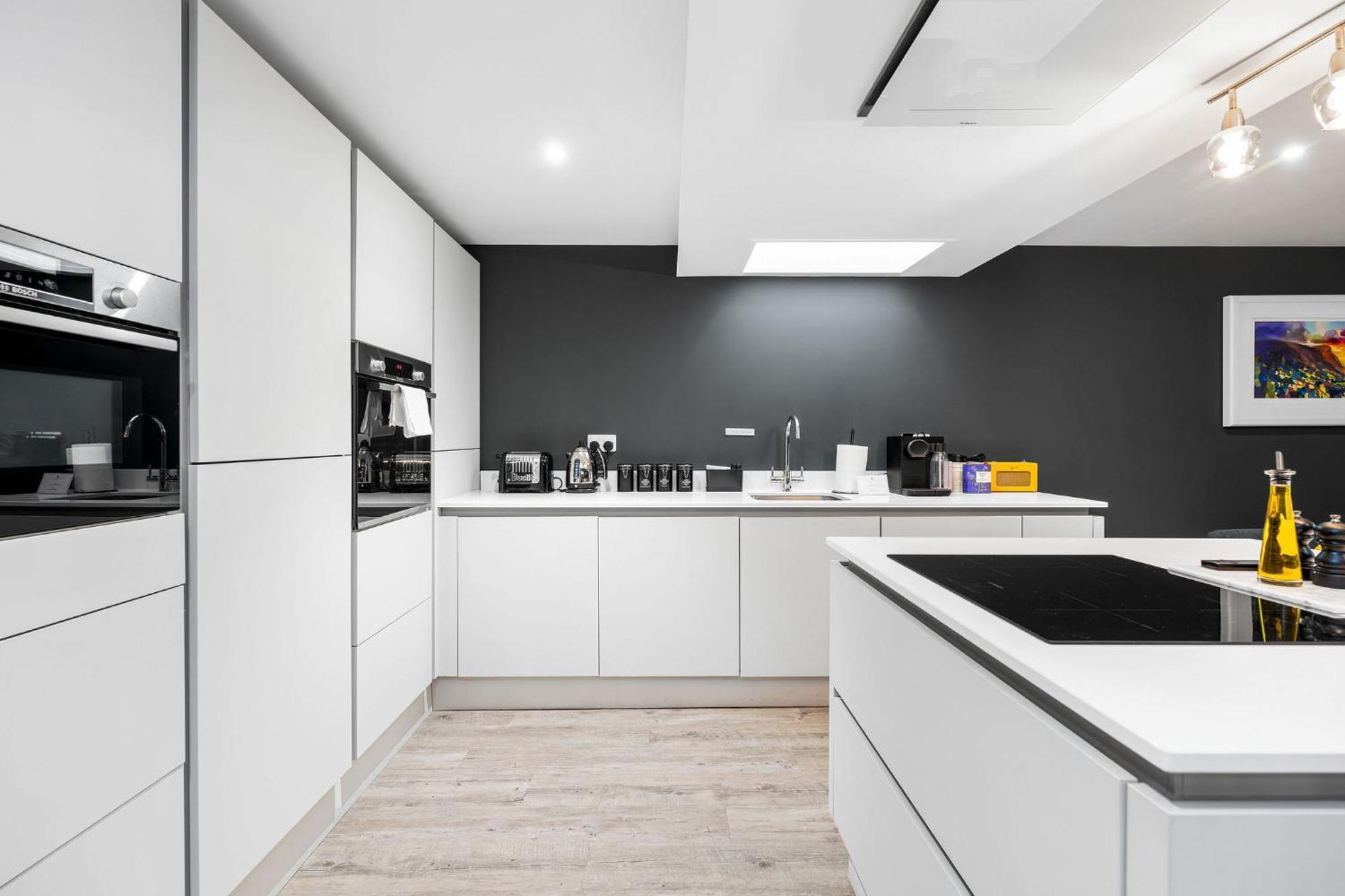 Righ Properties - Luxury West End Artisan Apartment Единбург Екстер'єр фото